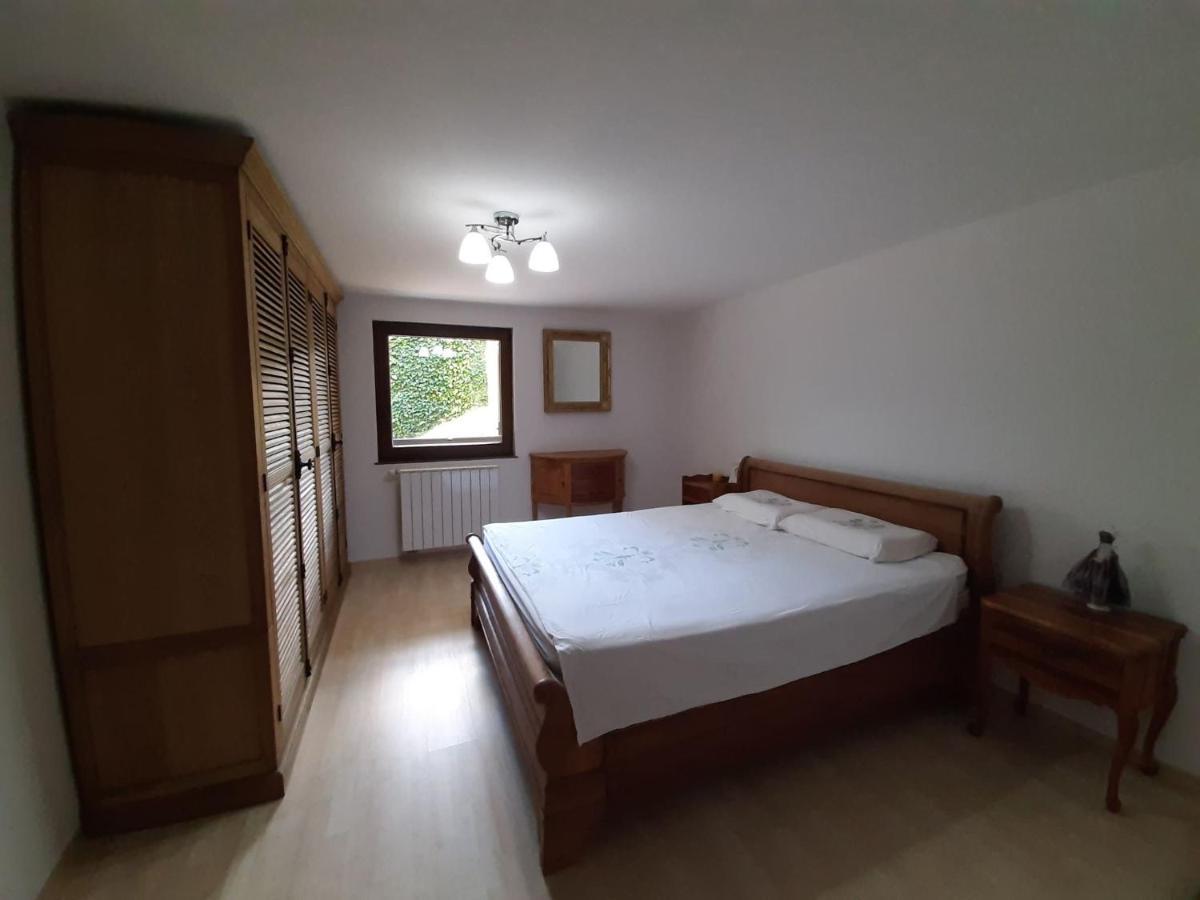 Apartament Tatiana 로가스카슬라티나 외부 사진